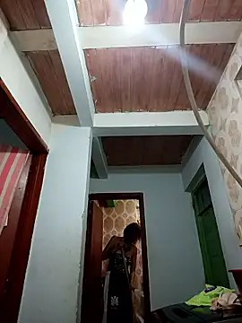 elisabethflores online show from January 14, 2026, 4:16 am