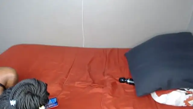 Lunalee online show from November 23, 2025, 11:09 am