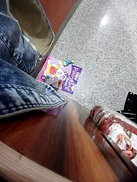 Priyankacam online show from October 31, 2025, 7:43 pm