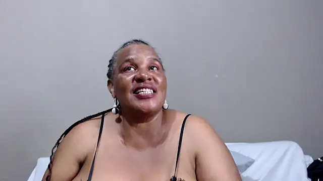 GrandBustyMelon online show from March 31, 2026, 5:53 am