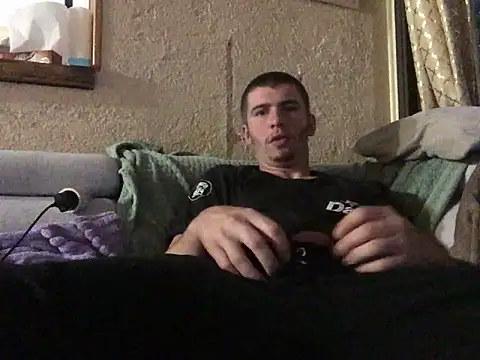 coupleamateurfun23 online show from October 4, 2025, 9:22 am