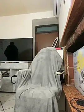 Snapshot of Roma84000 chatting on February 21, 2026, 10:12 pm Roma84000 online show from February 21, 2026, 10:12 pm