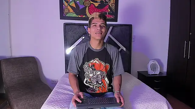 wyatt 3 online show from October 9, 2025, 11:33 am