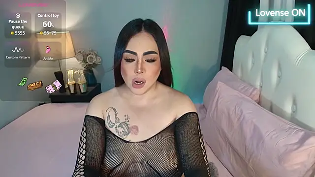 Snapshot of Unforgettable_Maria chatting on July 30, 2026, 4:55 am Unforgettable Maria online show from July 30, 2026, 4:55 am