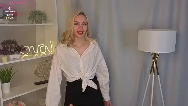 Snapshot of JaymieVigen chatting on September 28, 2025, 3:13 am JaymieVigen online show from September 28, 2025, 3:13 am