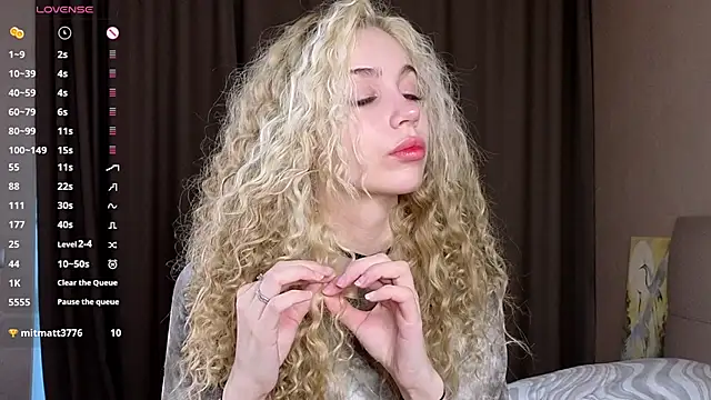 JaymieVigen online show from April 9, 2026, 3:19 am