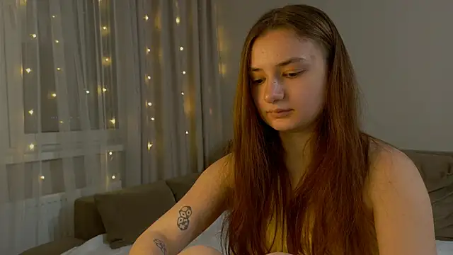 Lelia Vibe online show from April 15, 2026, 7:40 pm