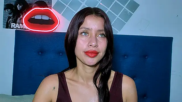 Sofiia Tay online show from September 17, 2025, 1:46 pm