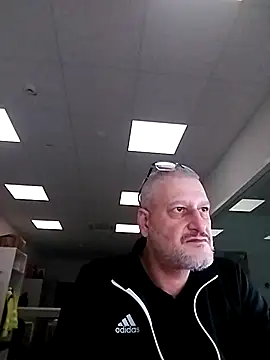 Hisnimin online show from February 8, 2026, 10:29 pm