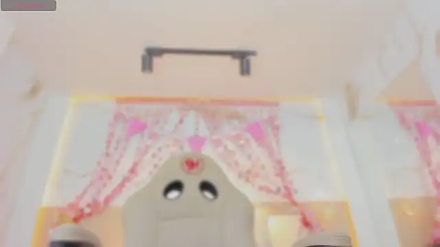 valirya devote online show from February 13, 2026, 4:56 am