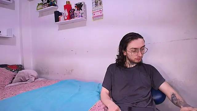 annyharriis online show from June 22, 2026, 6:49 pm