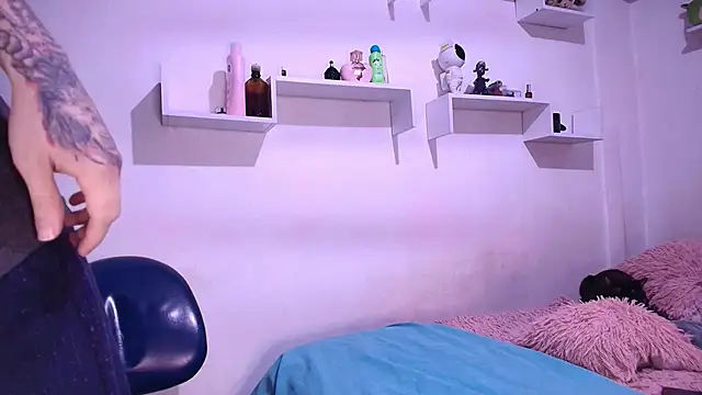 annyharriis online show from May 27, 2026, 9:11 pm