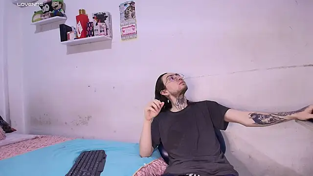 annyharriis online show from July 13, 2026, 8:19 pm