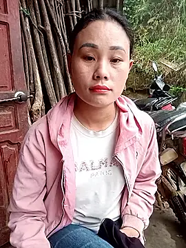 Snapshot of Ruaiuoi chatting on February 18, 2026, 1:03 am Ruaiuoi online show from February 18, 2026, 1:03 am