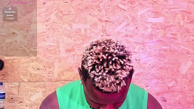 santiblack7 online show from November 27, 2025, 2:56 am