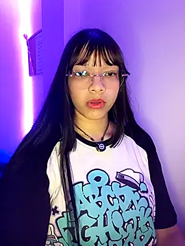 Iwarii online show from February 13, 2026, 5:29 am