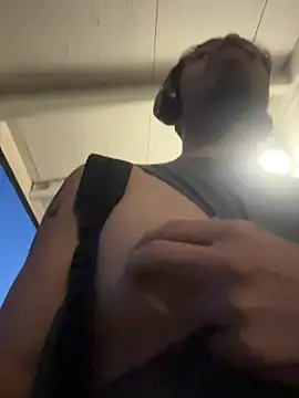 mrredcorn online show from April 22, 2026, 12:23 pm