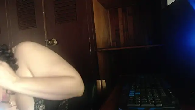 sthepany gold online show from September 18, 2025, 2:03 am