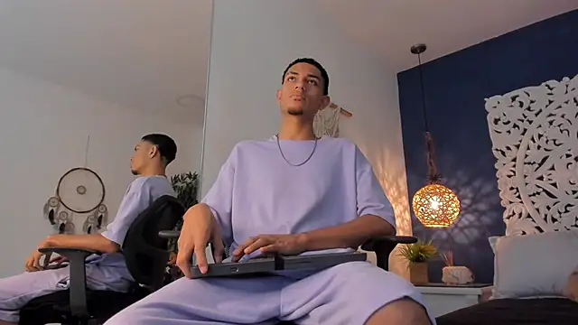 Snapshot of Adonis_WB chatting on October 10, 2025, 9:48 pm Adonis WB online show from October 10, 2025, 9:48 pm