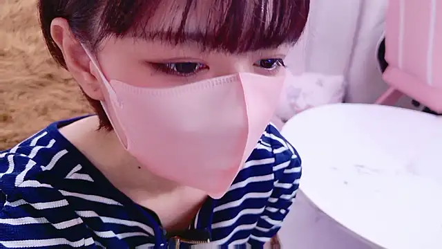 Azusa DoMybest online show from September 10, 2025, 9:30 am