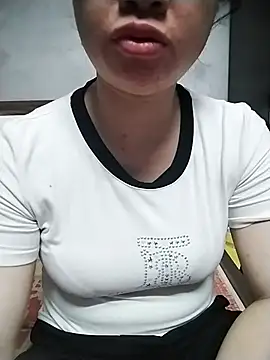 Snapshot of Mie_rose chatting on March 21, 2026, 2:46 am Mie rose online show from March 21, 2026, 2:46 am