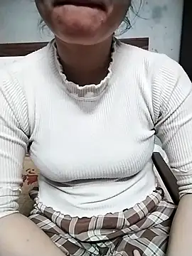 Snapshot of Mie_rose chatting on March 3, 2026, 1:40 pm Mie rose online show from March 3, 2026, 1:40 pm