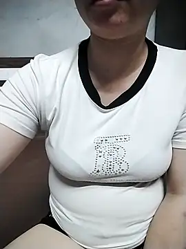 Snapshot of Mie_rose chatting on April 12, 2026, 1:58 pm Mie rose online show from April 12, 2026, 1:58 pm