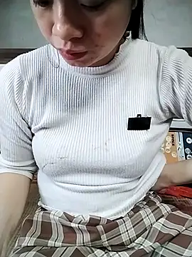 Snapshot of Mie_rose chatting on December 21, 2025, 2:13 am Mie rose online show from December 21, 2025, 2:13 am