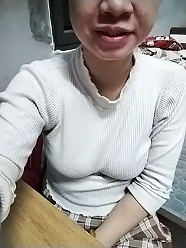 Snapshot of Mie_rose chatting on February 12, 2026, 1:38 am Mie rose online show from February 12, 2026, 1:38 am