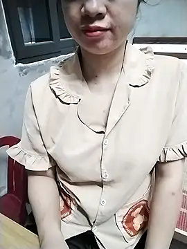 Snapshot of Mie_rose chatting on March 19, 2026, 2:22 am Mie rose online show from March 19, 2026, 2:22 am