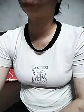 Snapshot of Mie_rose chatting on March 25, 2026, 1:43 pm Mie rose online show from March 25, 2026, 1:43 pm