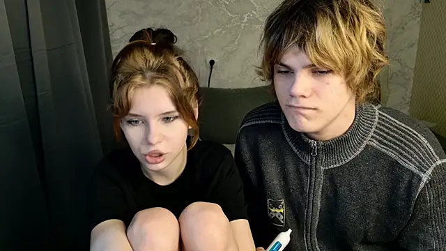 Snapshot of Bonnie_And_C1yde chatting on May 9, 2026, 5:11 am Bonnie And C1yde online show from May 9, 2026, 5:11 am