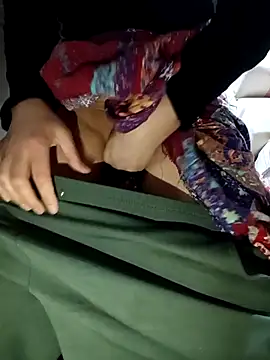 ezgi2545 online show from February 16, 2026, 7:56 pm