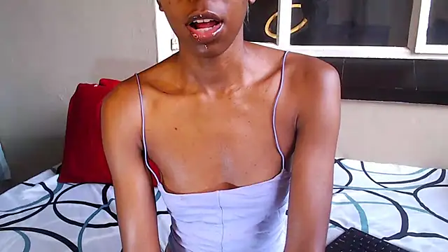 PetiteEbonyBabe online show from September 26, 2025, 7:37 am