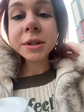 RosieSecret online show from December 4, 2025, 8:13 am