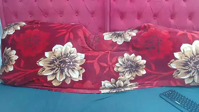 Snapshot of BUNNYCHOWX28 chatting on September 8, 2025, 9:58 pm BUNNYCHOWX28 online show from September 8, 2025, 9:58 pm