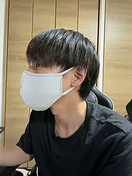 jiji9253 online show from April 10, 2026, 12:56 pm