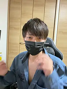 jiji9253 online show from April 17, 2026, 1:36 pm