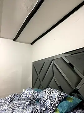 Sara-cooper2 online show from November 29, 2025, 7:19 am