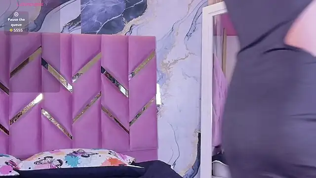 Snapshot of shyblacksweetiee chatting on February 10, 2026, 3:38 am shyblacksweetiee online show from February 10, 2026, 3:38 am