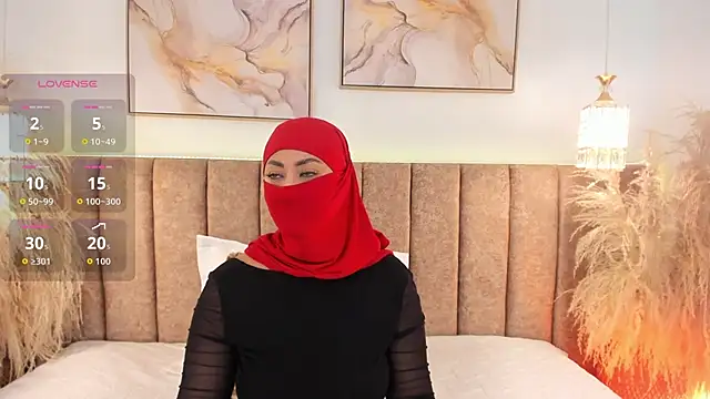 azza   online show from November 7, 2025, 12:31 pm