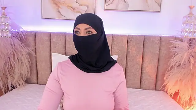 azza   online show from November 14, 2025, 12:09 pm