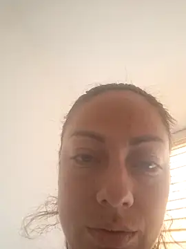 Katia gh online show from November 10, 2025, 5:29 pm