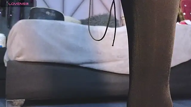 EvaSabath online show from April 7, 2026, 3:36 pm