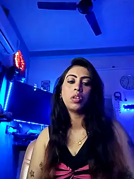 Love Beauty01 online show from February 4, 2026, 6:36 pm