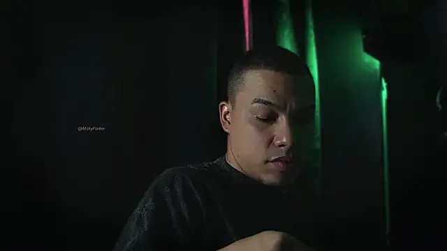 AlphaMasterXxx online show from February 13, 2026, 9:48 pm