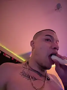 AlphaMasterXxx online show from March 2, 2026, 11:17 am