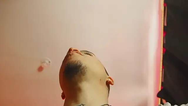 AlphaMasterXxx online show from March 20, 2026, 4:52 pm