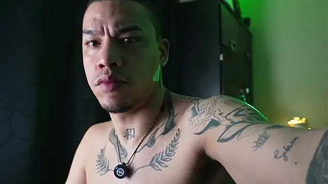 AlphaMasterXxx online show from March 16, 2026, 5:44 am