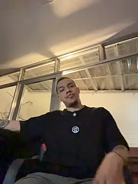 AlphaMasterXxx online show from May 22, 2026, 1:36 am
